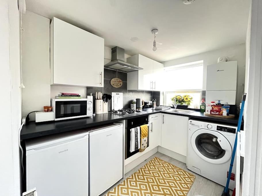 Central Winchester Serviced Apartments Dış mekan fotoğraf